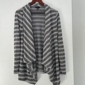 𝅺Collection by Bobeau Gray & Black Striped Cardigan Size Medium